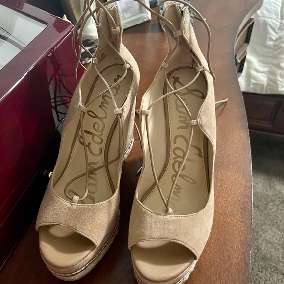 Sam Edelman - Picture 2 of 8